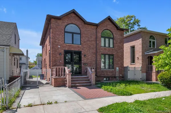 4920 167th ST, Fresh Meadows, NY 11365