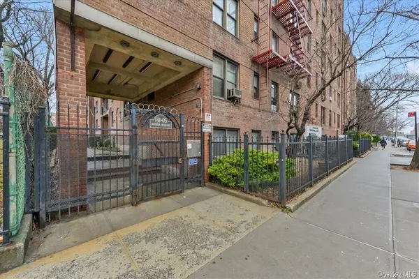 141-05 Northern BLVD #C1-D1, Flushing, NY 11354