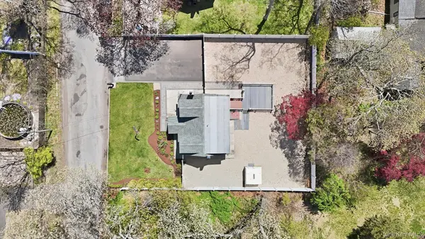 134 Washington DR, Mastic Beach, NY 11951