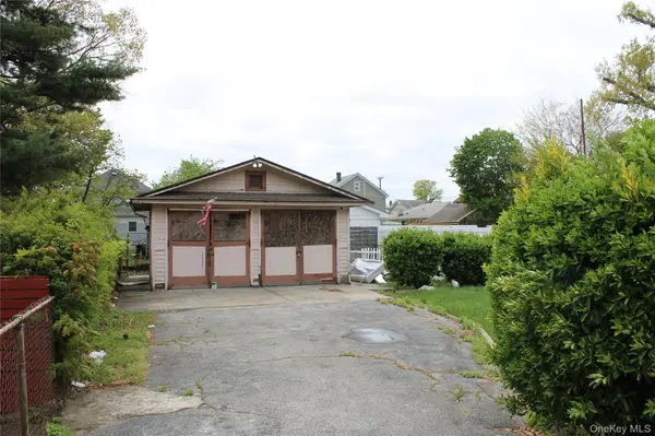 219-22 132nd RD, Jamaica, NY 11413