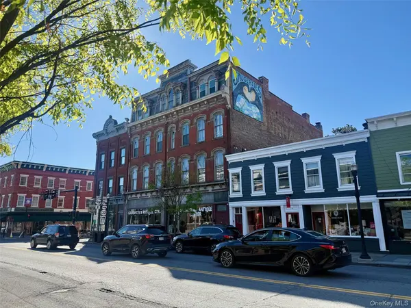 220 Main ST, Saugerties, NY 12477