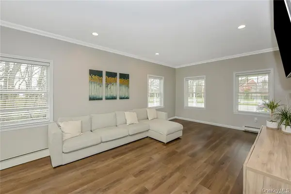 1246 Oakfield AVE, Wantagh, NY 11793
