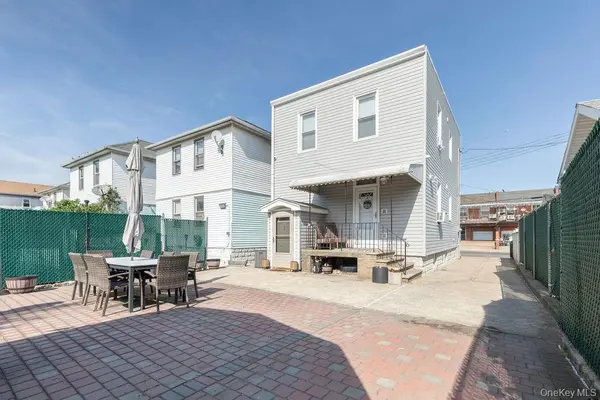 1332 129th ST, College Point, NY 11356