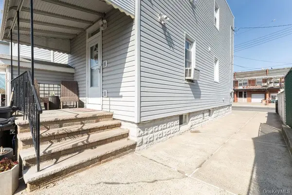 1332 129th ST, College Point, NY 11356