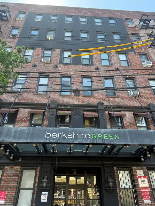 42-22 Ketcham ST #4E, Elmhurst, NY 11373