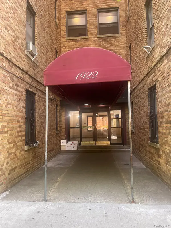 1922 McGraw AVE #1H, Bronx, NY 10462