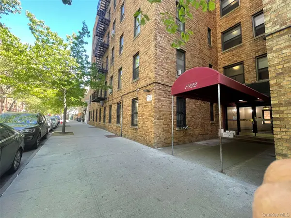 1922 McGraw AVE #1H, Bronx, NY 10462