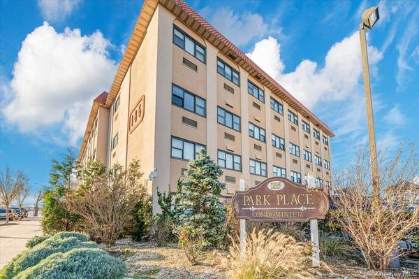 185 W Park AVE #201, Long Beach, NY 11561