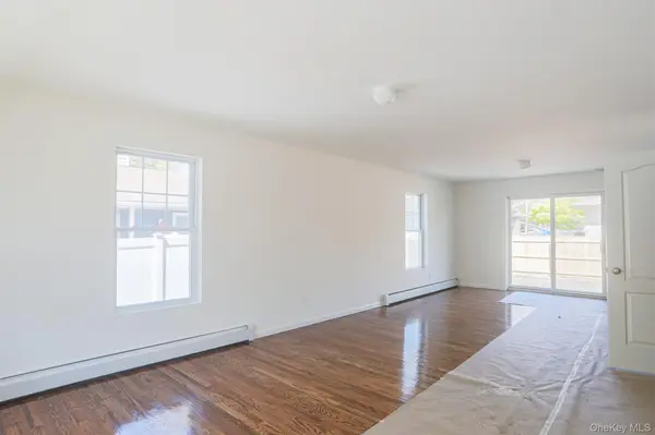 33 Dressel, Mastic, NY 11950