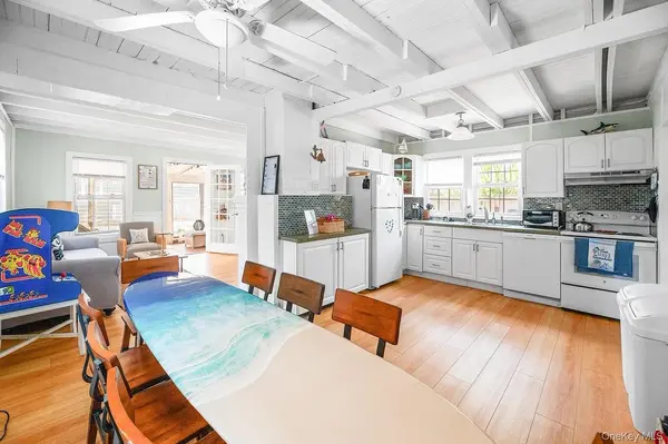 291 Cottage WALK, Ocean Beach, NY 11770