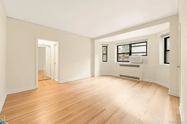 34-21 78th ST #1H, Jackson Heights, NY 11372