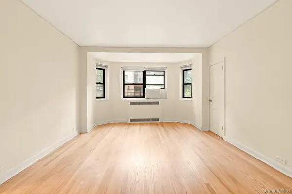 34-21 78th ST #1H, Jackson Heights, NY 11372