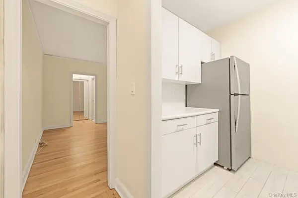 34-21 78th ST #1H, Jackson Heights, NY 11372