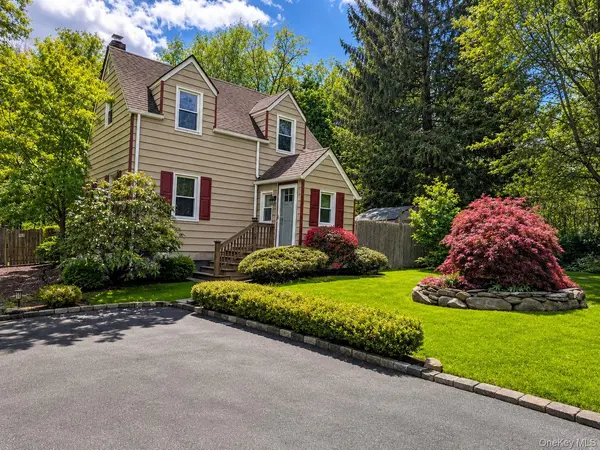 468 W Clarkstown RD, New City, NY 10956