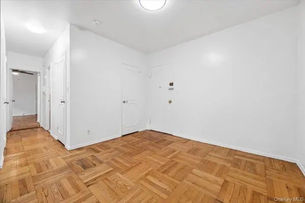 281 Garth RD ##C2H, Scarsdale, NY 10583