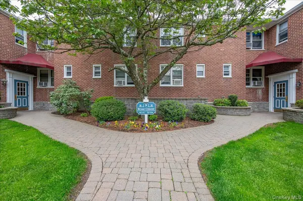 9 Bryant CRES #2F, White Plains, NY 10605