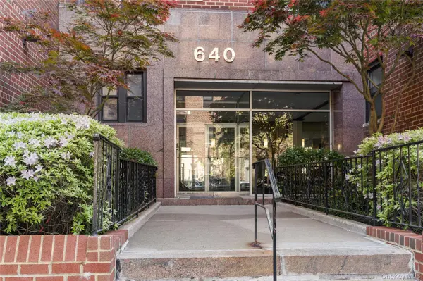 640 W 239th ST #2F, Bronx, NY 10463