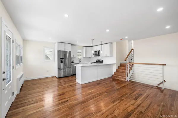 414 Beach 48th ST, Far Rockaway, NY 11691