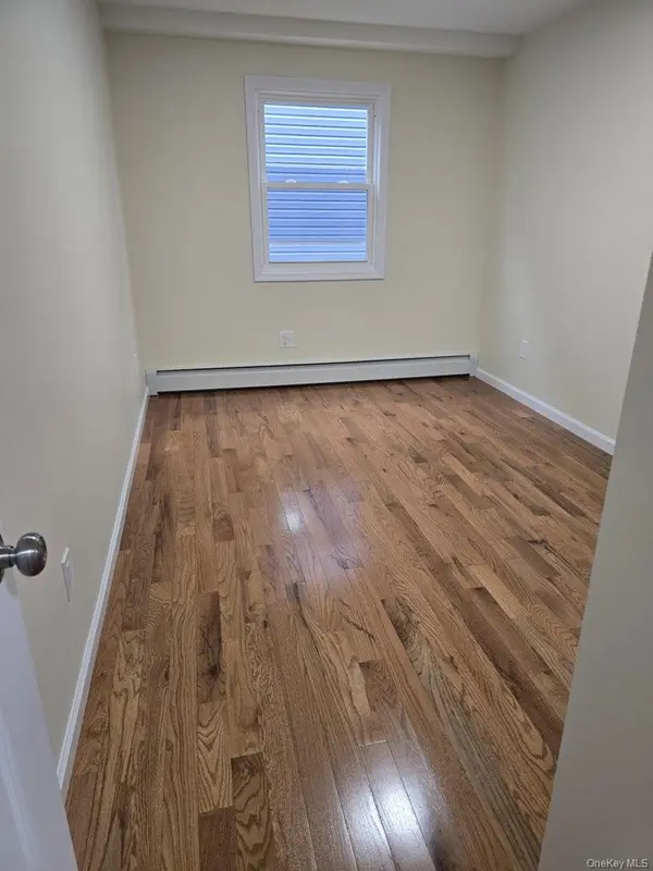 111-25 116th ST, South Ozone Park, NY 11420