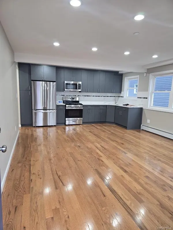 111-25 116th ST, South Ozone Park, NY 11420