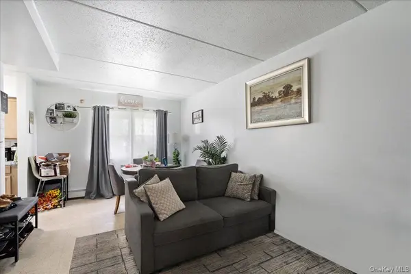 187 Beach 59th ST, Arverne, NY 11692