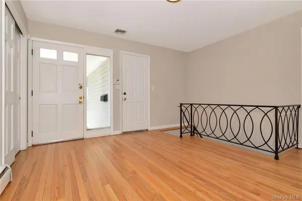 3 Lea PL, Rye, NY 10580