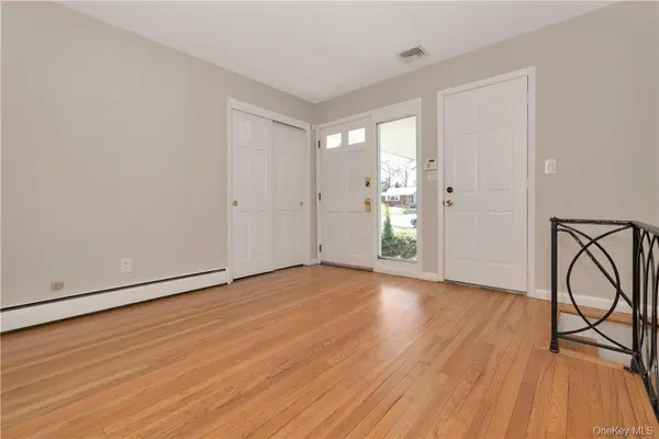 3 Lea PL, Rye, NY 10580