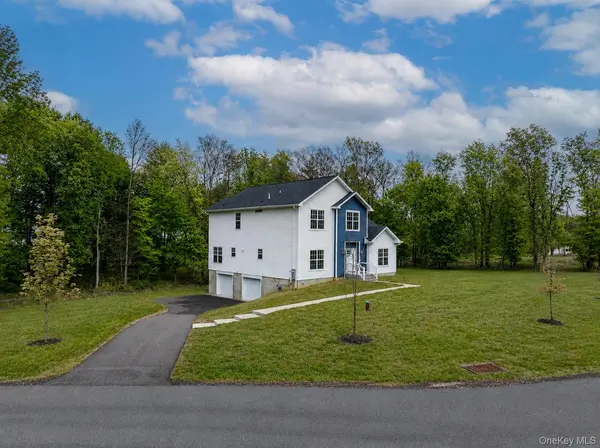 24 Francis Harrison CT, Montgomery, NY 12549