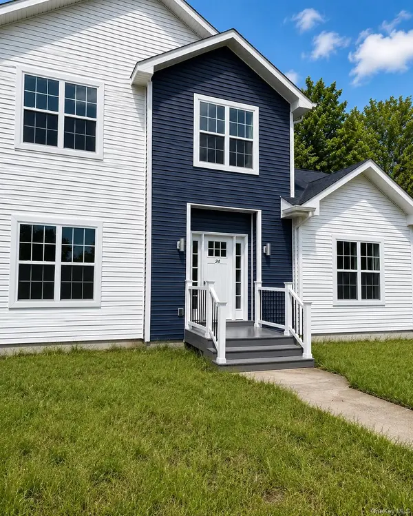 24 Francis Harrison CT, Montgomery, NY 12549