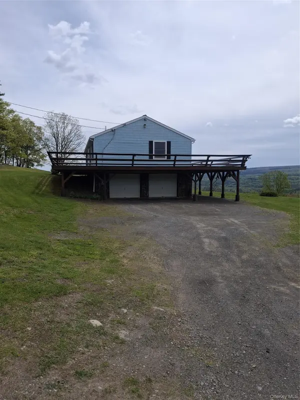 9 J&J RD, Kerhonkson, NY 12446
