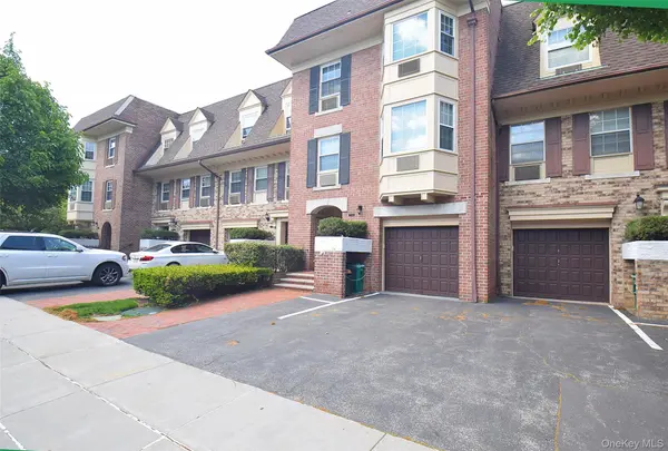 14-06 Michael PL #114 U, Bayside, NY 11360