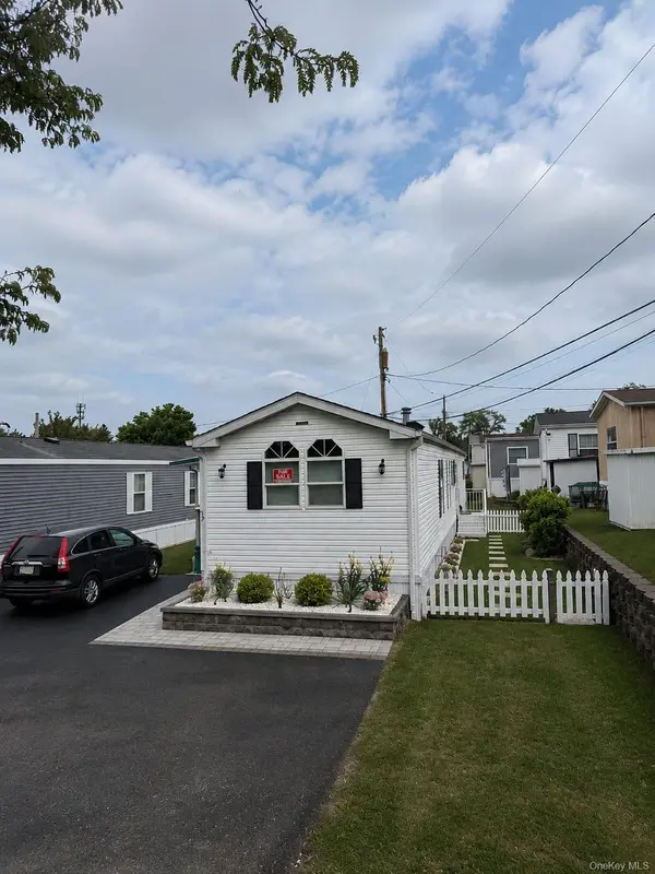 57 W Mountain View, Stony Point, NY 10980