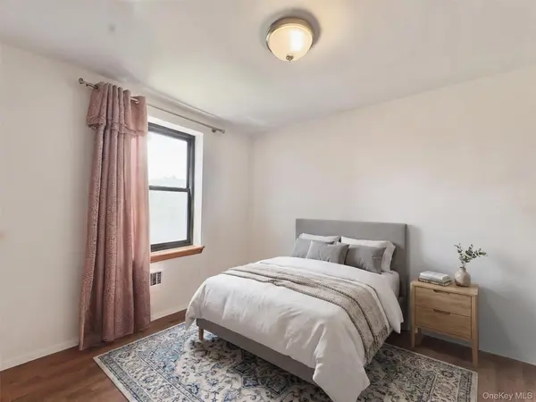 28-08 141st ST #3B, Flushing, NY 11354