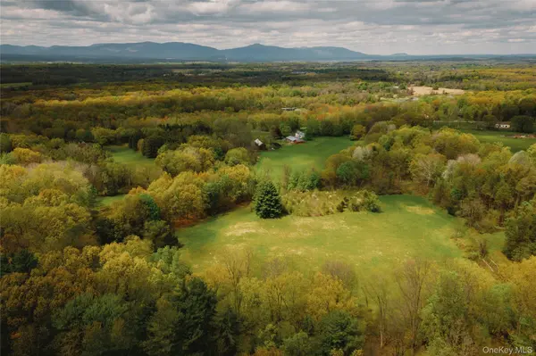 000 Stone Church, Rhinebeck, NY 12572
