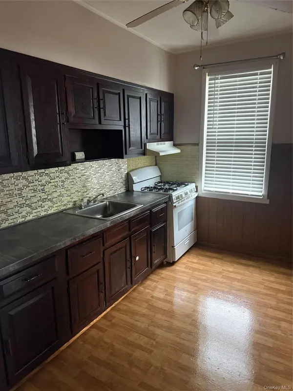 5722 65th ST, Maspeth, NY 11378