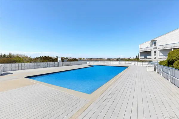 250 Dune RD #119, Westhampton Beach, NY 11978