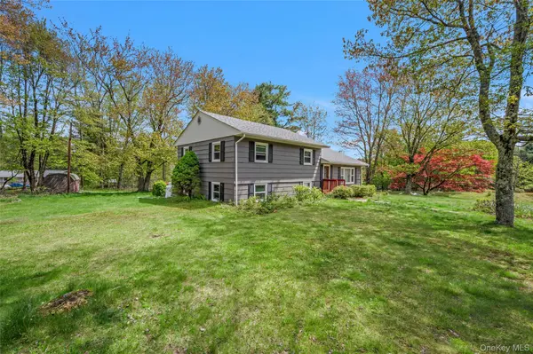 2 Sunset DR, Monticello, NY 12701