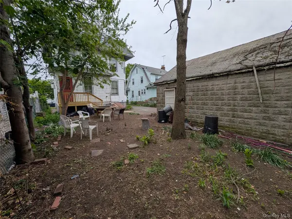 93-42 212th ST, Queens Village, NY 11428