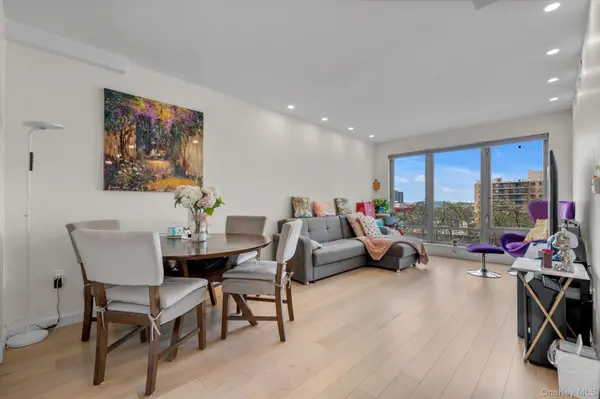 138-35 39th AVE #5L, Flushing, NY 11354