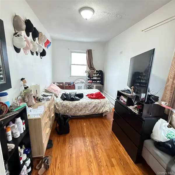 9208 43rd AVE, Elmhurst, NY 11373