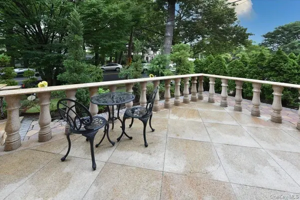 83-16 Edgerton BLVD, Jamaica Estates, NY 11432