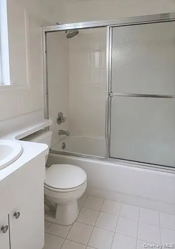 136-79 41st AVE, Flushing, NY 11355
