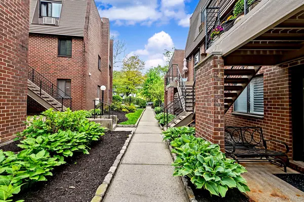 492 N Broadway #1, White Plains, NY 10603