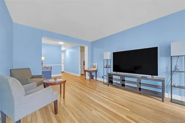 2830 Briggs AVE #4F, Bronx, NY 10458