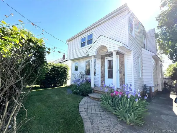 129 Flamingo ST, Atlantic Beach, NY 11509