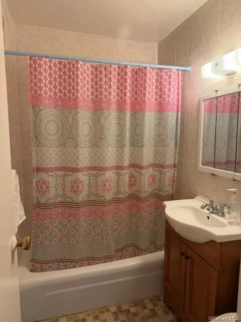 144-63 35th AVE #6F, Flushing, NY 11354