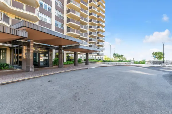 17-85 215 ST #1 L, Bayside, NY 11360