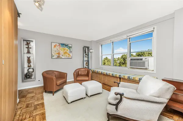 3935 Blackstone AVE #4K, Bronx, NY 10471