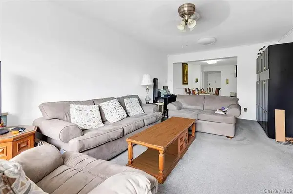 2580 Ocean Pkwy #2K, Brooklyn, NY 11235