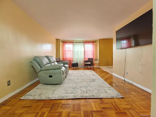 385 McLean AVE #8D, Yonkers, NY 10705